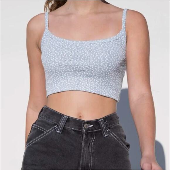 2/$30 Brandy Melville Eyelet Floral Cotton Crop Tank Top Baby Blue Knit One Size - Picture 1 of 10